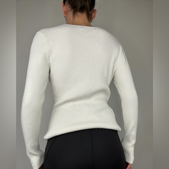 *SOLD* Abercrombie & Fitch Bodysuit - Picture 4 of 5